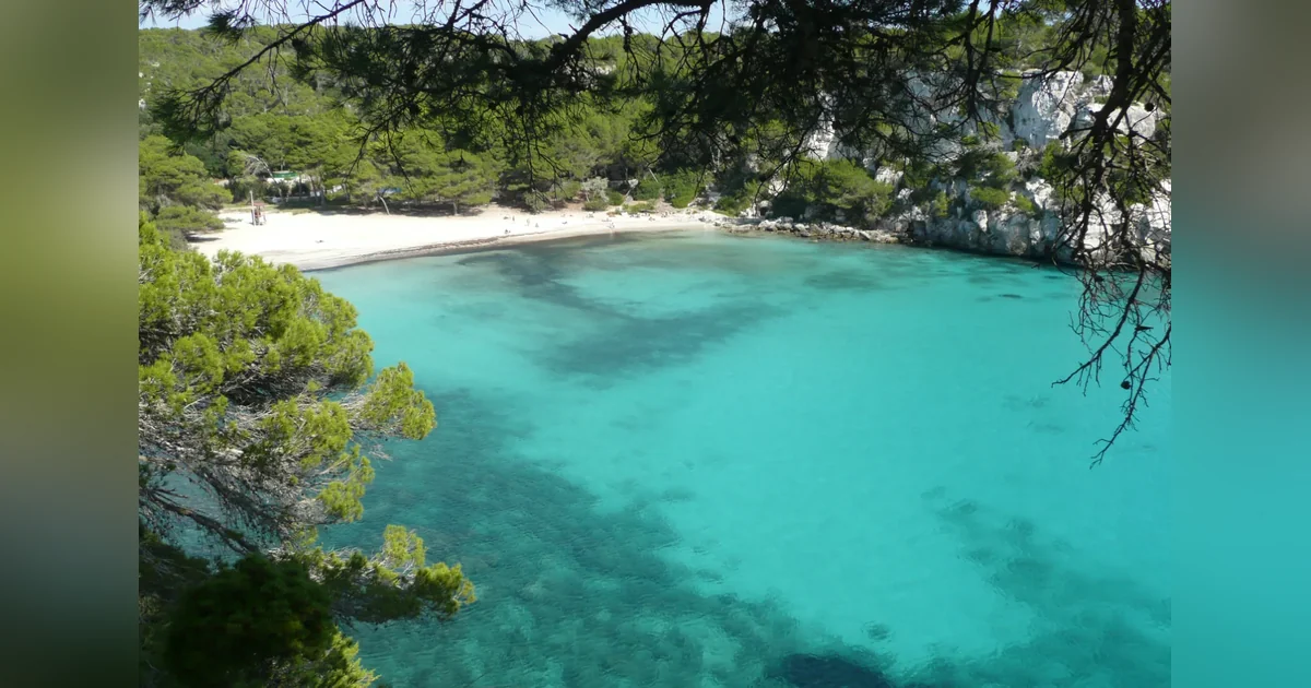5 calas espectaculares que debes conocer en España este verano